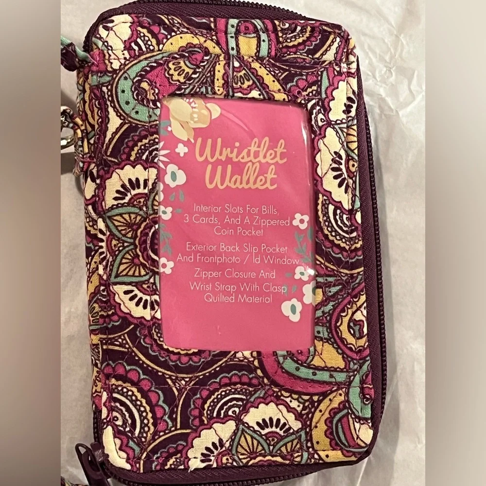 Vera Bradley Wristlet Wallet in Vintage very Berry Paisley